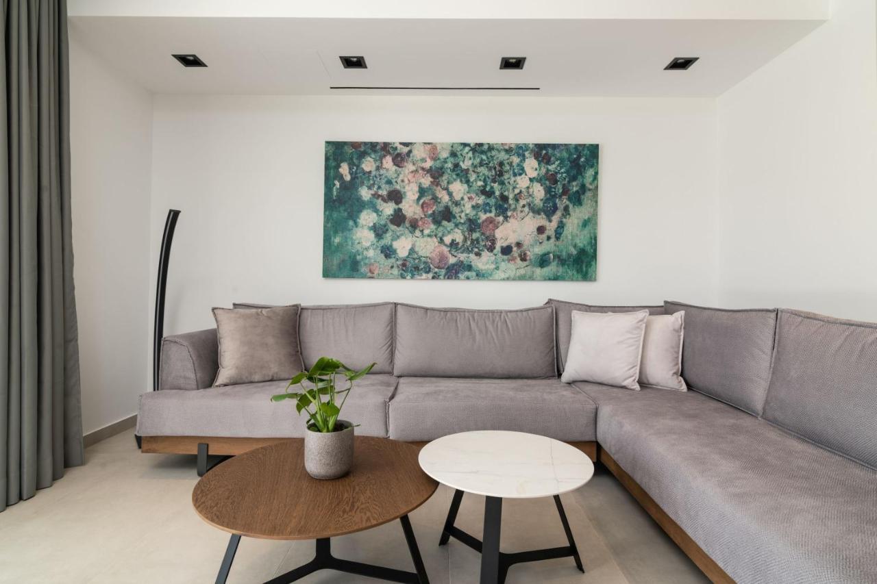 Antonia Villa - Luxurious Serenity With Private Pool, By Zantewize Kalipádhon المظهر الخارجي الصورة