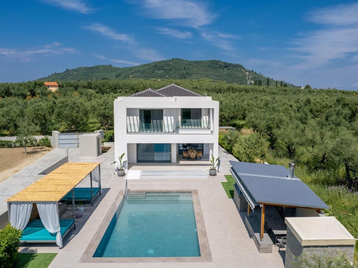 Antonia Villa - Luxurious Serenity With Private Pool, By Zantewize Kalipádhon المظهر الخارجي الصورة
