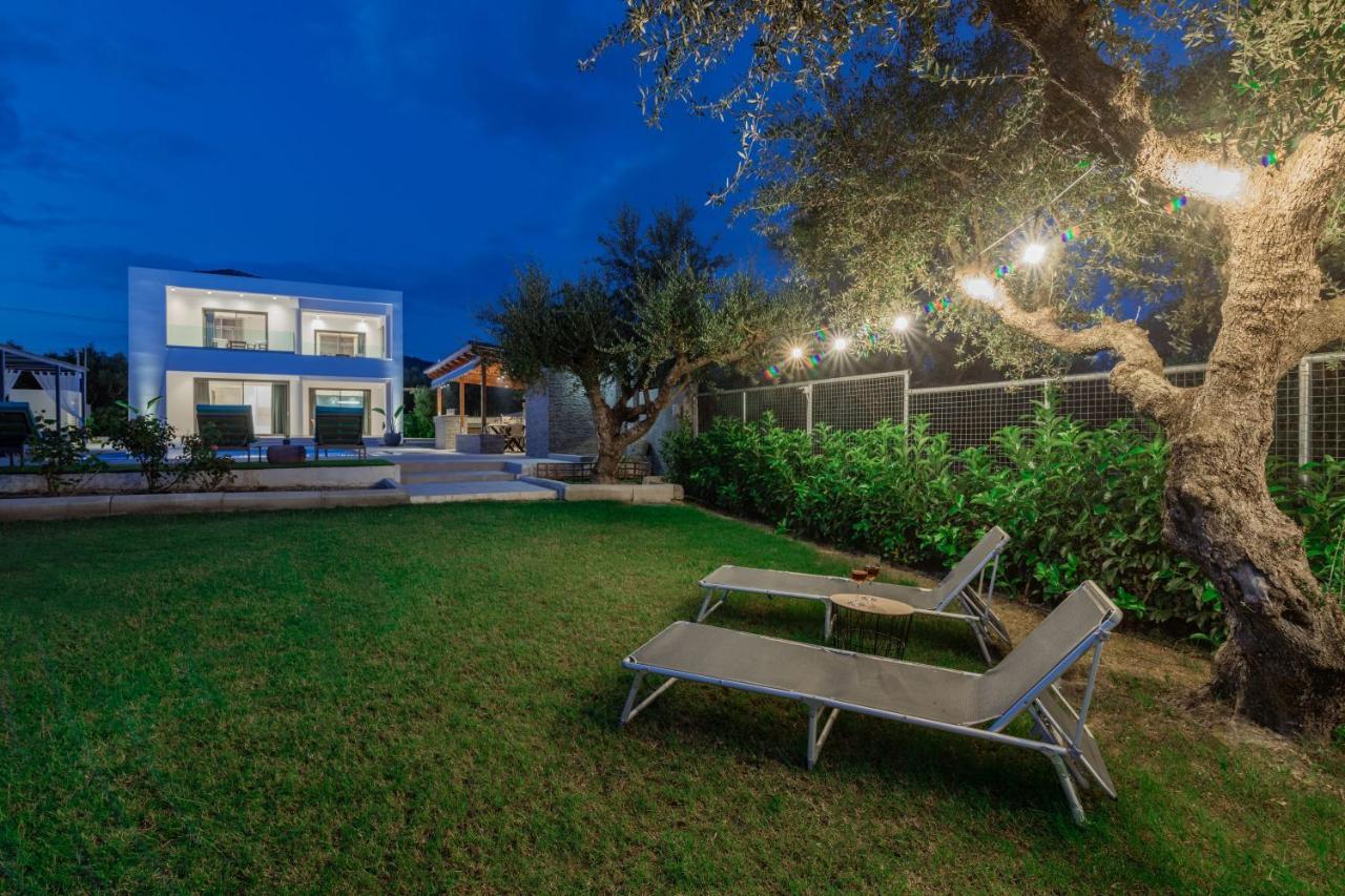 Antonia Villa - Luxurious Serenity With Private Pool, By Zantewize Kalipádhon المظهر الخارجي الصورة