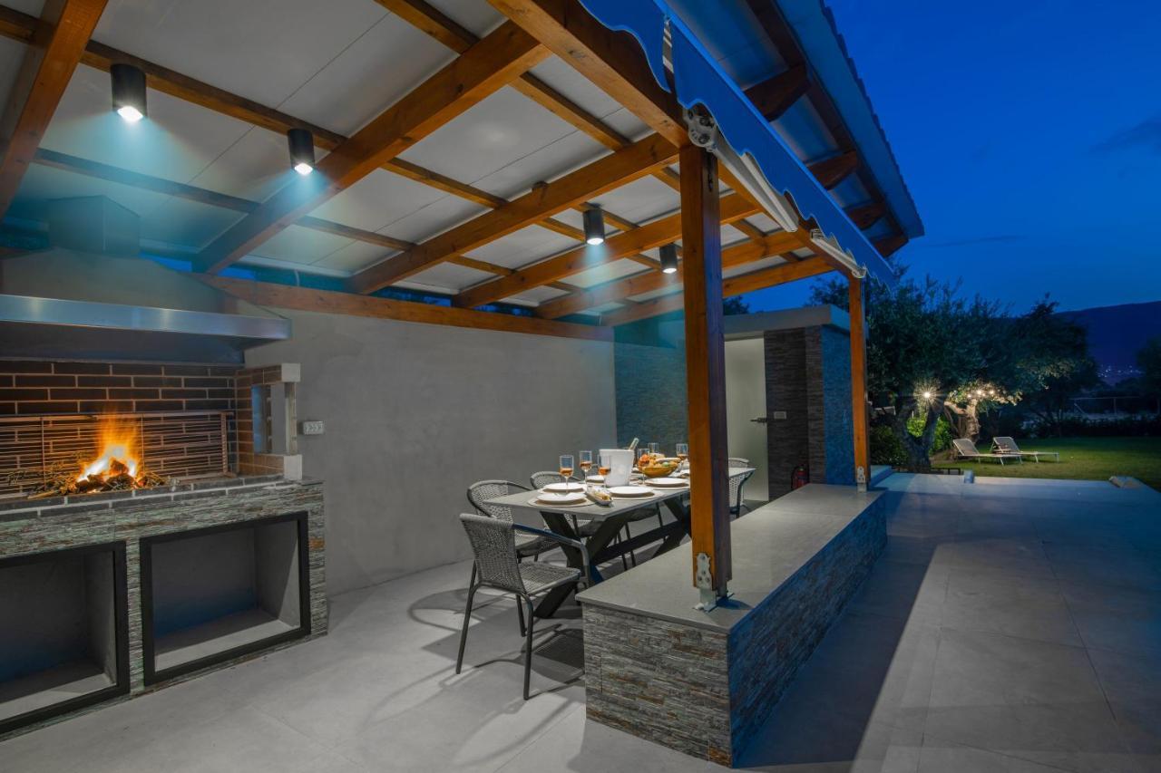 Antonia Villa - Luxurious Serenity With Private Pool, By Zantewize Kalipádhon المظهر الخارجي الصورة