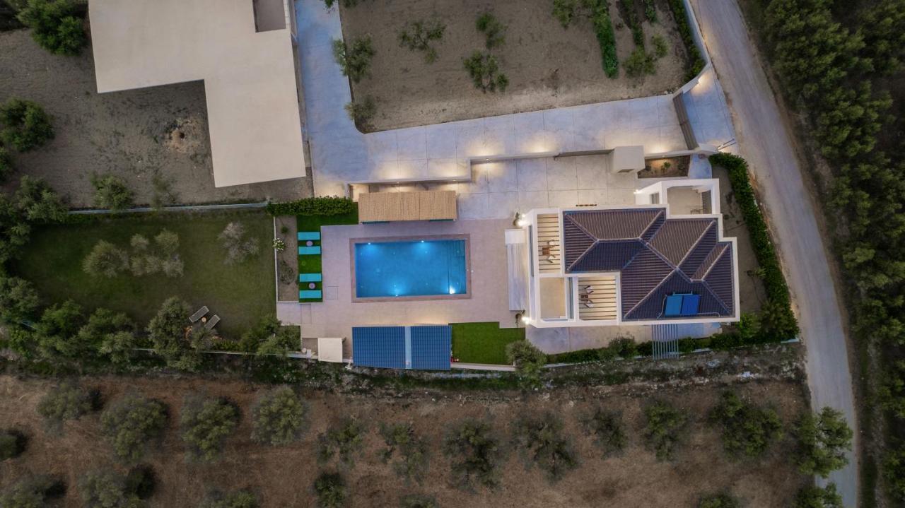 Antonia Villa - Luxurious Serenity With Private Pool, By Zantewize Kalipádhon المظهر الخارجي الصورة